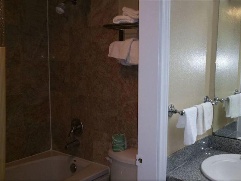 Executive Inn And Suites وكساهاتشي المظهر الخارجي الصورة