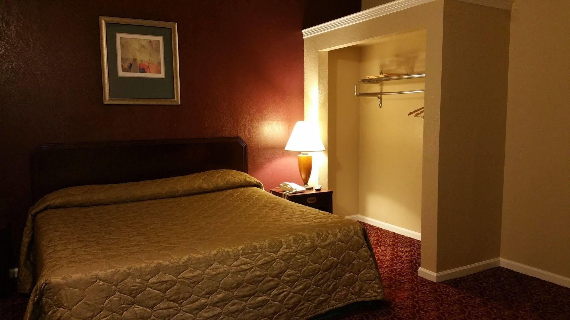 Executive Inn And Suites وكساهاتشي المظهر الخارجي الصورة